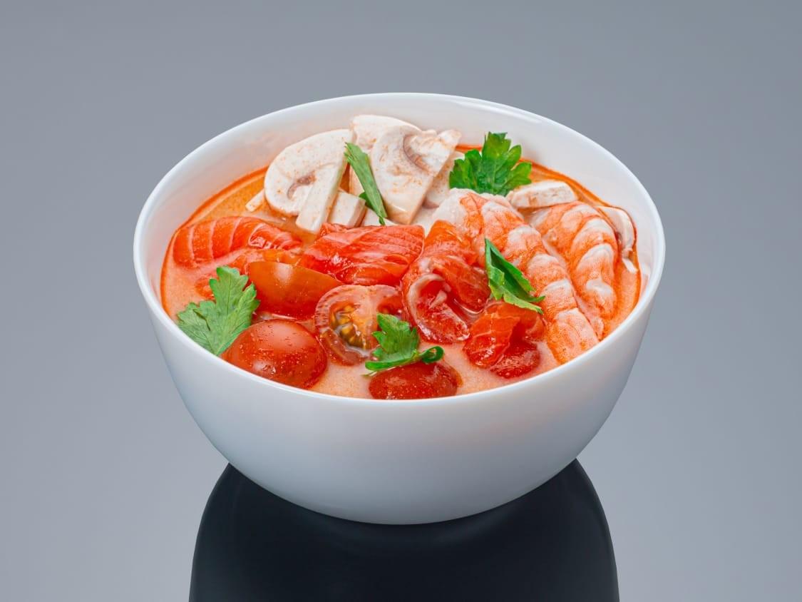Том Ям с Лососем